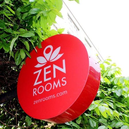 Zen Rooms Legian Werkudara เซมินยัค ภายนอก รูปภาพ